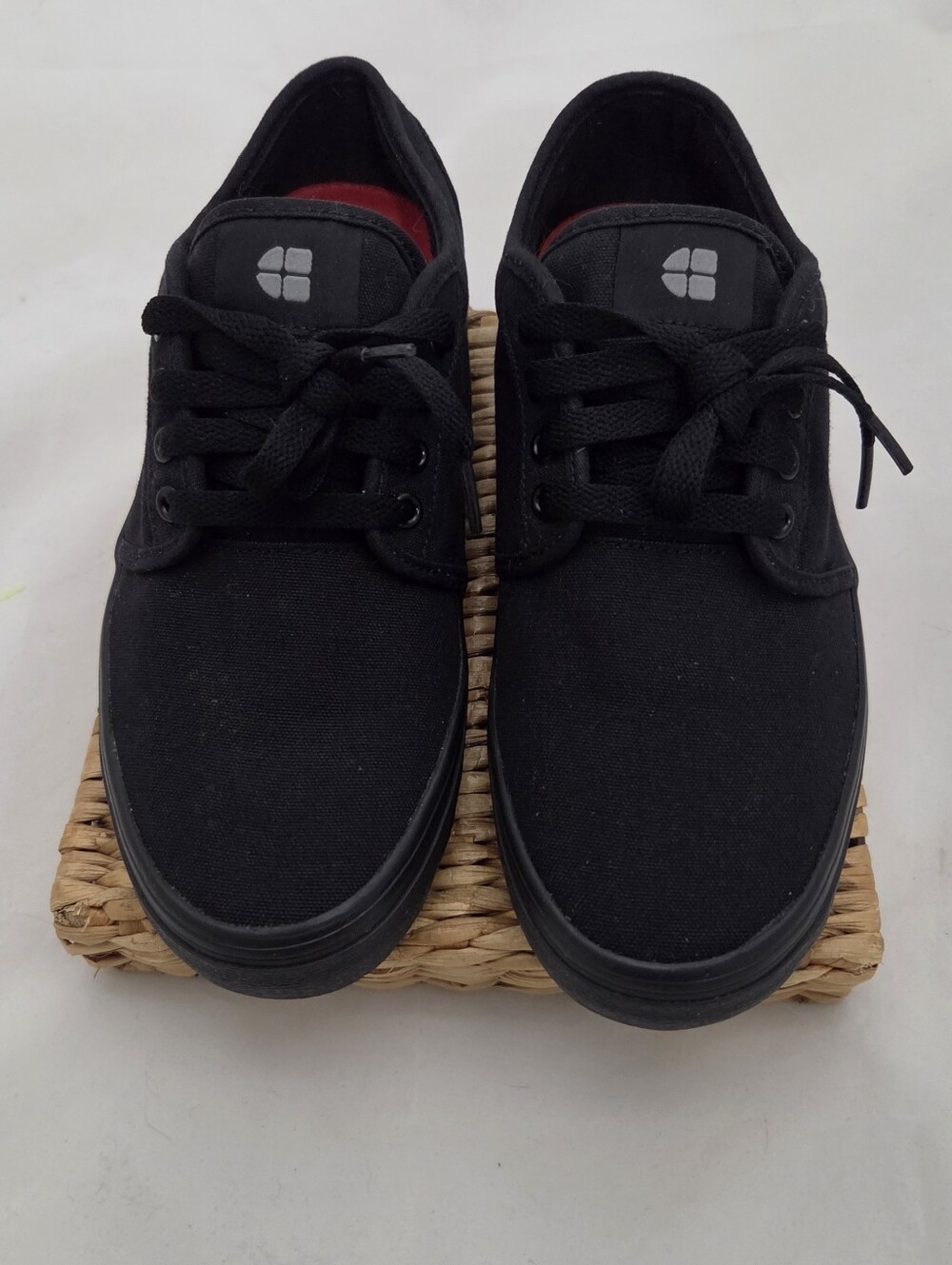 Shoes For Crews- Merlin
